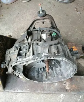 Renault Master II Manual 6 speed gearbox 7701722869