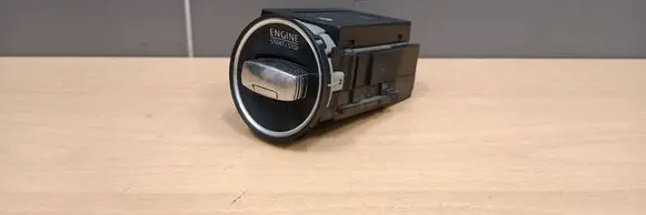 Volkswagen PASSAT B6 Ignition lock 3C0905843Q 33303301 0818011S