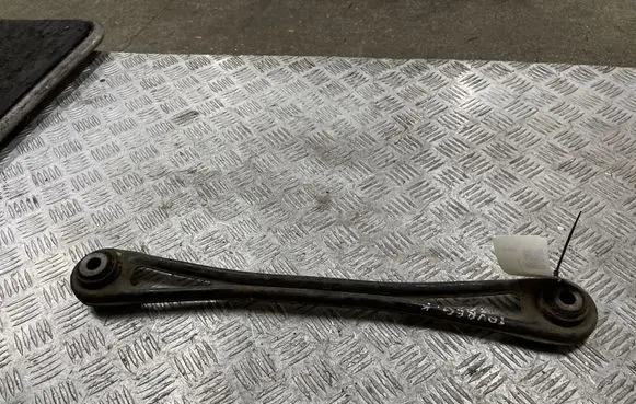 Volkswagen Touareg I Rear upper control arm/wishbone