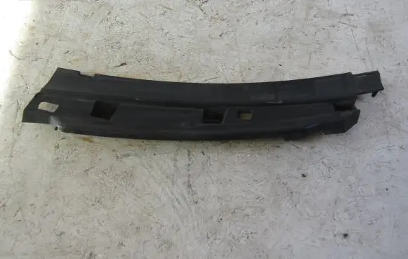 Opel Zafira C Front bumper upper radiator grill 39084625
