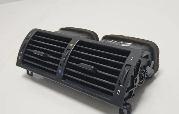 BMW 3 E46 Dash center air vent grill 8361895 8370741 8363199