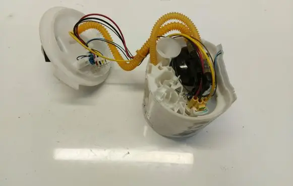 Mercedes-Benz GLA H247 In-tank fuel pump a2474703200