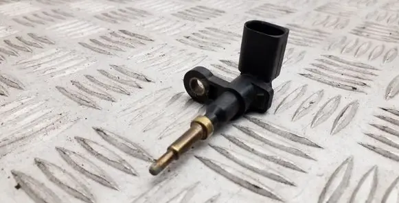 Coolant temperature sensor