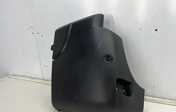 Rear bumper corner part panel trim