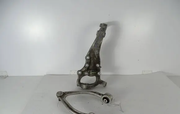 Mercedes-Benz S W222 Front wheel hub spindle knuckle A2221901