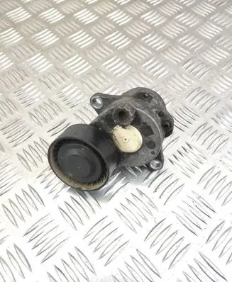 Mercedes-Benz C W204 Alternator belt tensioner A6512001370