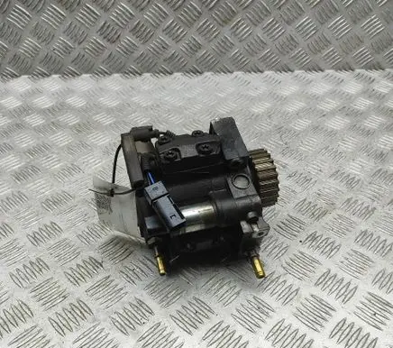 Jaguar XJ X350 Fuel injection high pressure pump 4S7Q9B395AJ A2C20003757