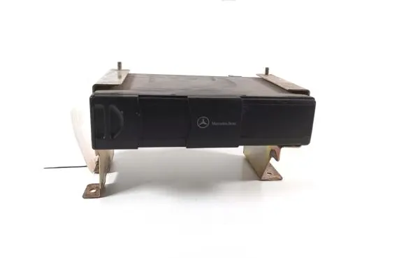 Mercedes-Benz G W461 W463 1st Gen CD/DVD changer A2038209089