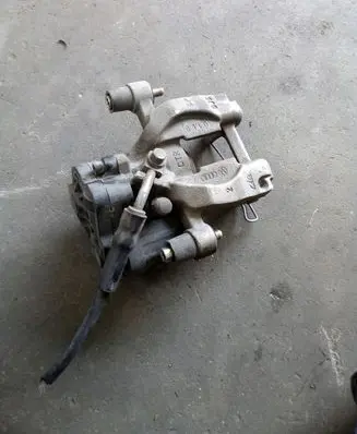 Volkswagen Tiguan Rear brake caliper 3Q0615406R