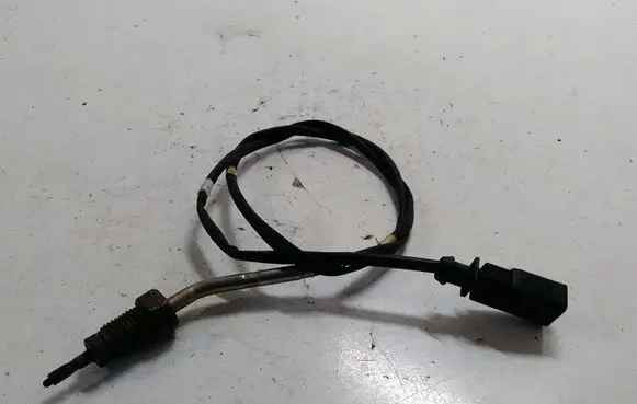 Skoda Octavia Mk2 (1Z) Exhaust gas temperature sensor 03L906088BK