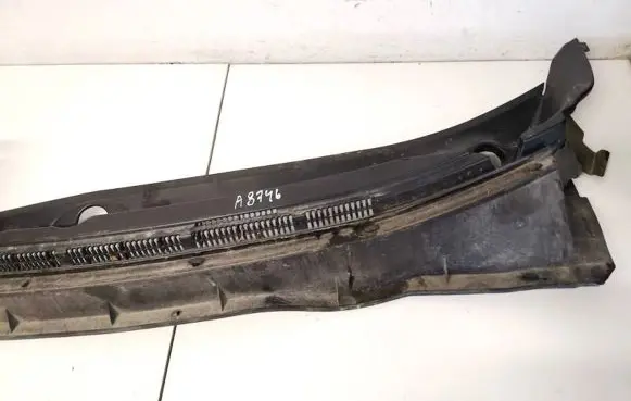 Mitsubishi ASX Wiper trim 7405a435