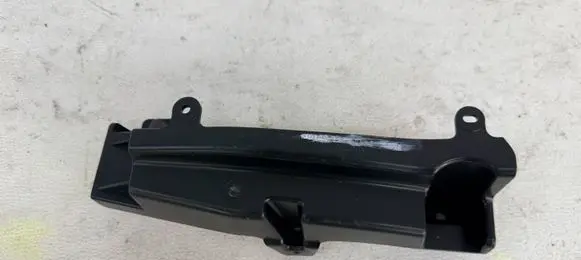 Mazda 3 I Front bumper mounting bracket BN9C500F2
