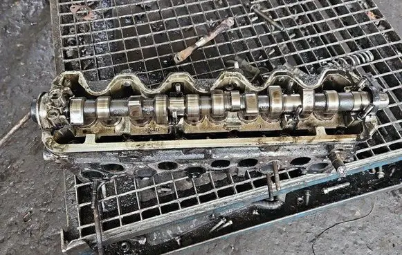 Volkswagen Crafter Engine head 076103373D IMPRK1499812