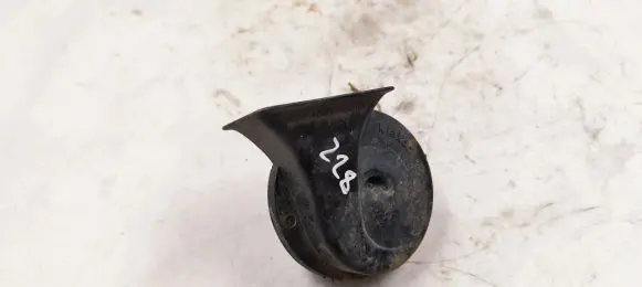 Audi A4 S4 B5 8D Horn signal
