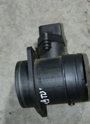 Volkswagen Caddy Mass air flow meter