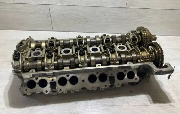 Mercedes-Benz SL R129 Engine head 1190165301