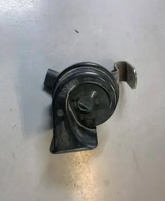 BMW 1 E81 E87 Horn signal 024148