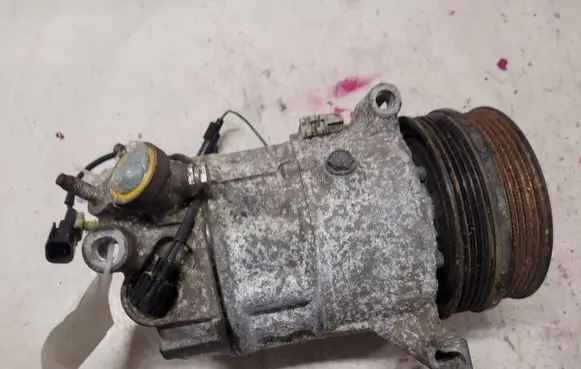 Volvo V40 Air conditioning (A/C) compressor (pump) 31292175 06994512B4
