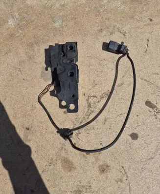 Audi A3 S3 8P Engine bonnet/hood lock/catch 8P0823509