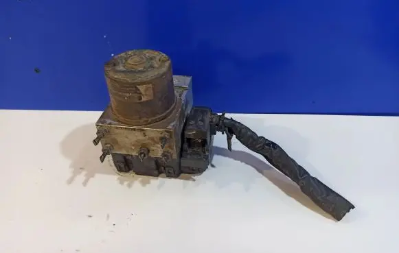 Hyundai Terracan ABS Pump 1H0973373 58910H1000