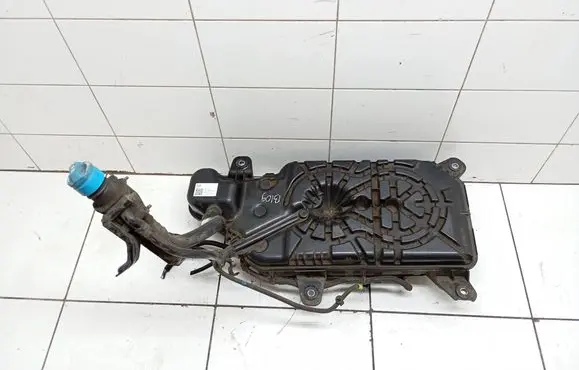 Opel Astra K AdBlue liquid reservoir 39171469 662581466 95601000000000X