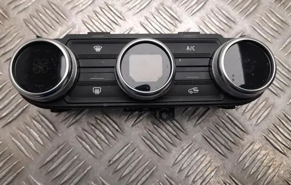 Dacia Sandero Climate control unit 275100298R