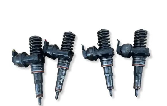 Skoda Fabia Mk1 (6Y) Fuel injectors set 0414720035