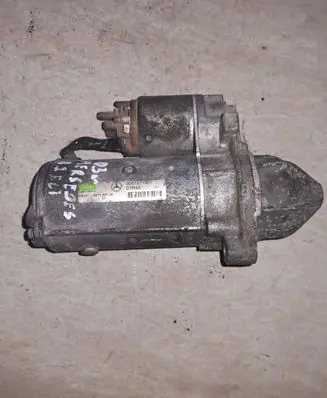 Mercedes-Benz Vito Viano W639 Starter motor 0051511301 D7R43