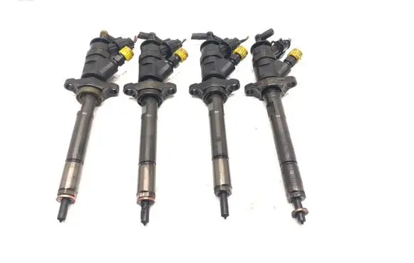 Peugeot 308 Fuel injectors set 0445110311