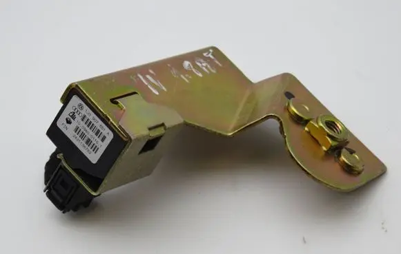 Volkswagen Golf IV ESP acceleration yaw rate sensor 1J0907651A