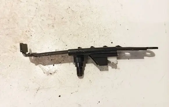 Toyota Avensis T250 Seat belt adjustment rail 