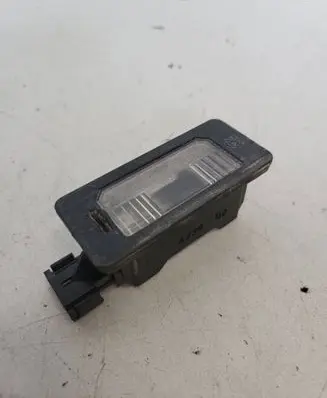 BMW 3 E90 E91 Number plate light 7165646