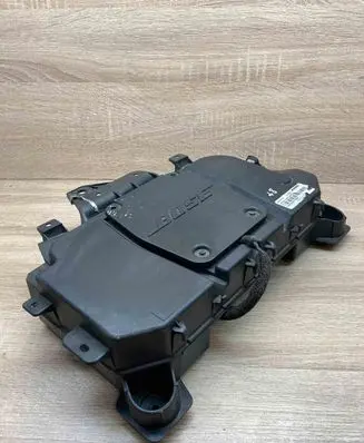 Mazda 3 I Subwoofer speaker B33D66960 WOOFER BOSE