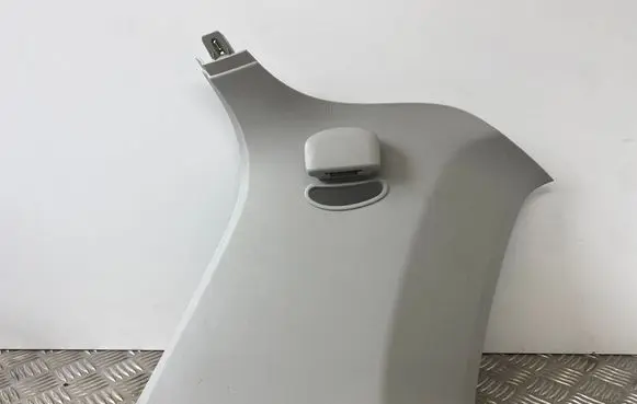Volkswagen Touran III (D)pillar trim (top) 5TA867245D