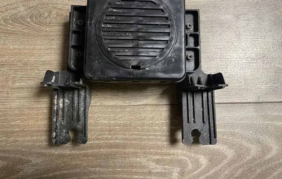 Hyundai Kona I Horn signal 05740200 DSFAMP0
