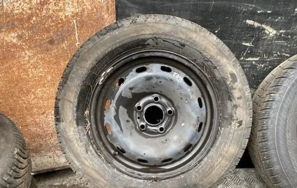 Nissan Primastar R16 steel rim 