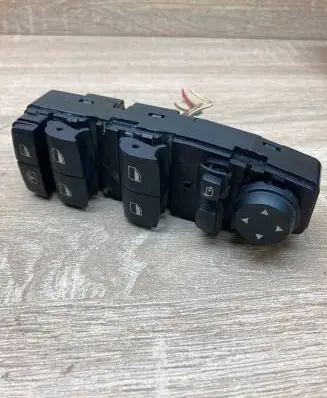 BMW 5 F10 F11 Electric window control switch 9238240 WithPlug