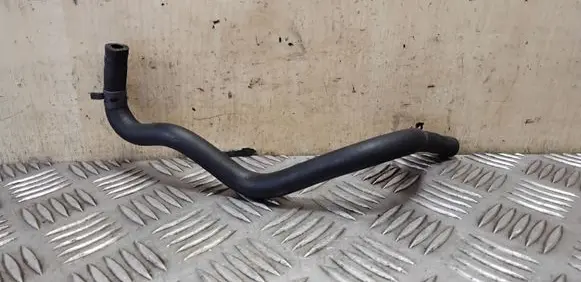 Volkswagen Polo IV 9N3 Engine coolant pipe/hose 6Q0121447S