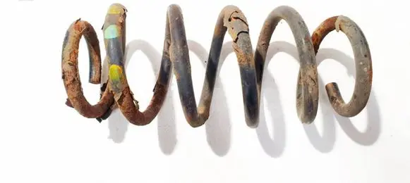 Toyota Avensis T270 Rear coil spring