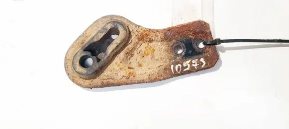 Radiator mount bracket
