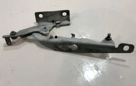 Volvo V60 Engine bonnet/hood hinges 30799178