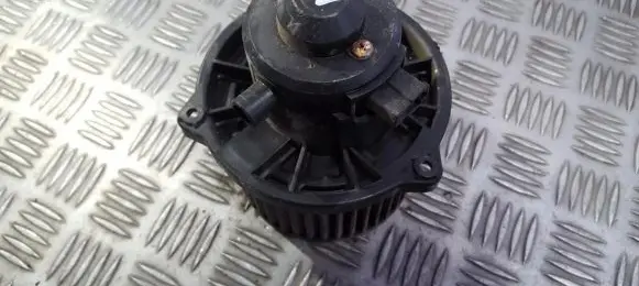 Hyundai Trajet Heater fan/blower