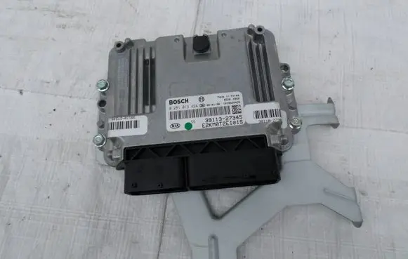 KIA Sportage Engine control unit/module 3911327345