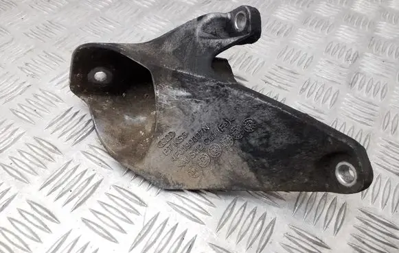 Audi A6 S6 C6 4F Engine mounting bracket 4F0199307N