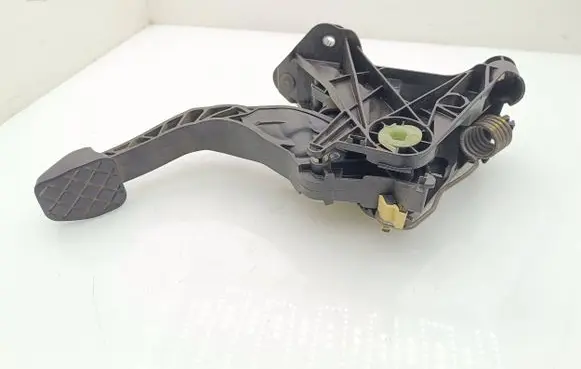 Skoda Octavia Mk3 (5E) Clutch pedal 5Q0721796B 5Q1721059F