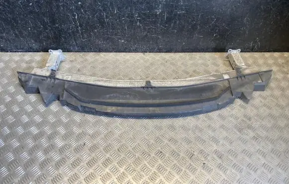 Toyota Prius (XW50) Front bumper cross member