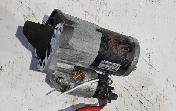 Renault Trafic III (X82) Starter motor 233009590R
