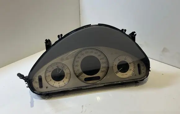 Mercedes-Benz E W211 Speedometer (instrument cluster) A2115400547 110080284017