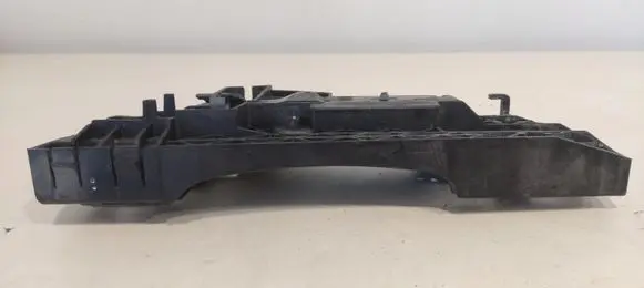 Audi A8 S8 D4 4H Front door exterior handle/bracket 4H0837886