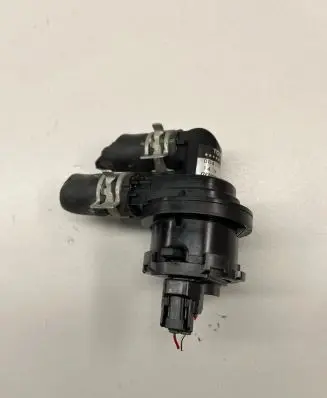Toyota RAV 4 (XA40) Electric auxiliary coolant/water pump 0641001301